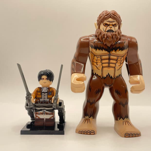 진격의 거인 피규어 2종