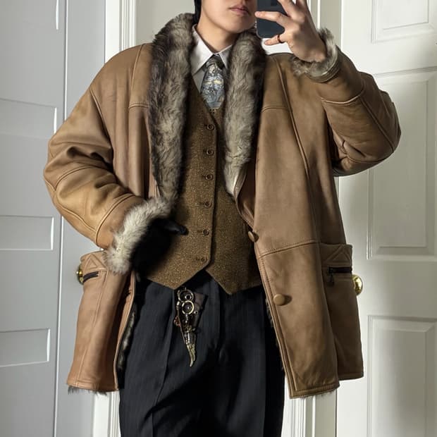 Lamb 무스탕 퍼 라펠