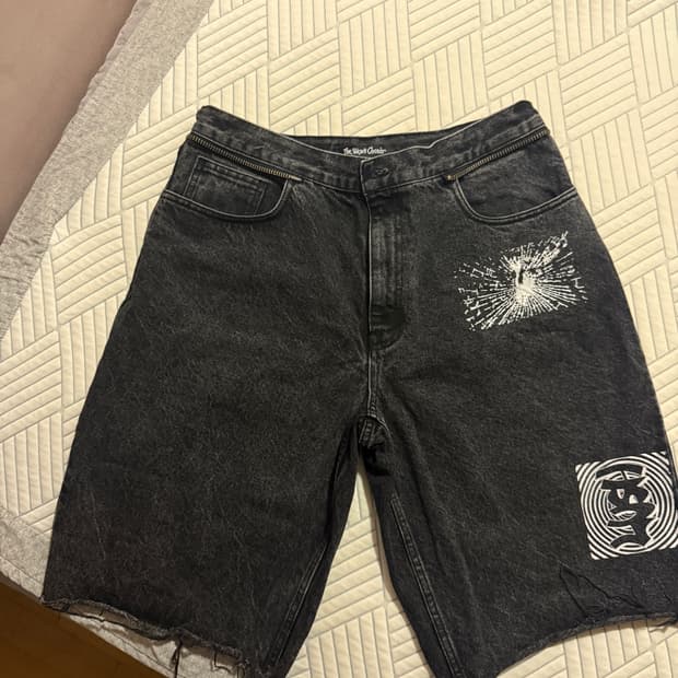 뤡코즈 지퍼 쇼츠 블랙