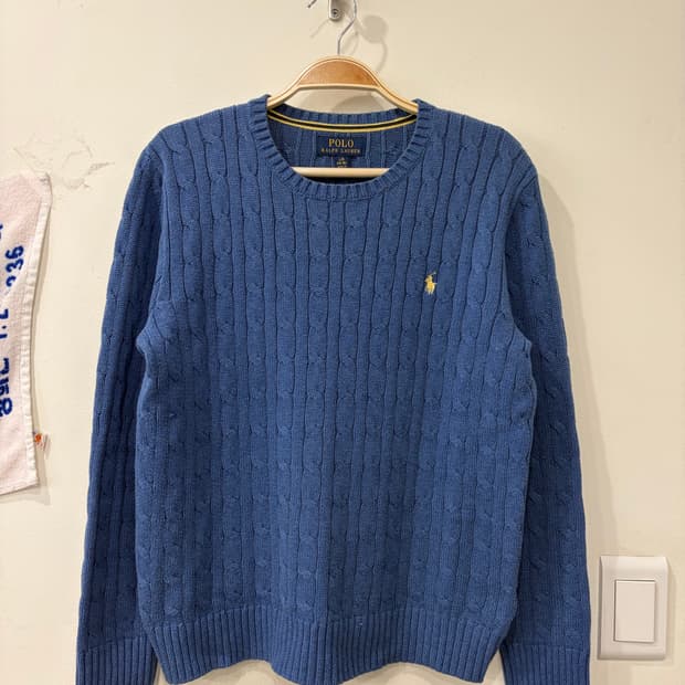 111. 폴로 꽈배기니트