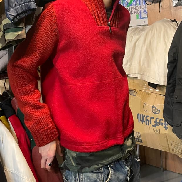 몽클레어 하프 니트집업