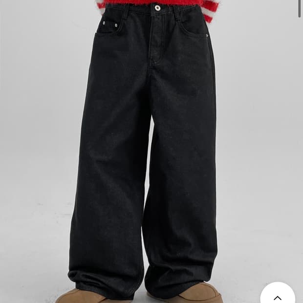 블랙업 진청 첼신더 스트랩 와이드 데님팬츠