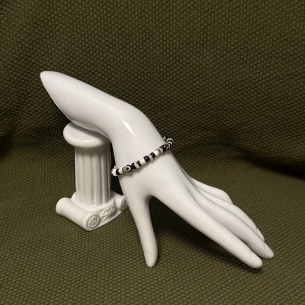 에스닉 블랙&화이트 믹스비즈 팔찌