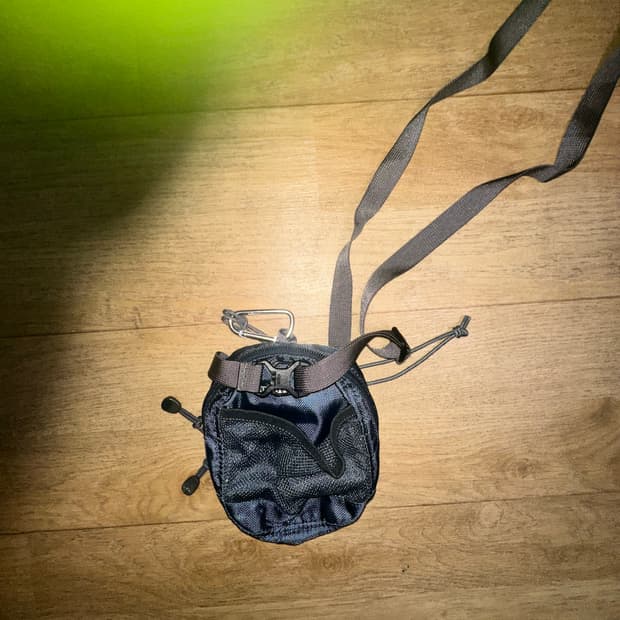 몽벨 미니 크로스백