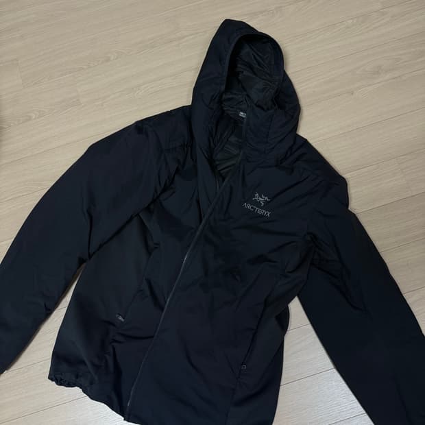 아크테릭스 아톰 후드 lt L사이즈