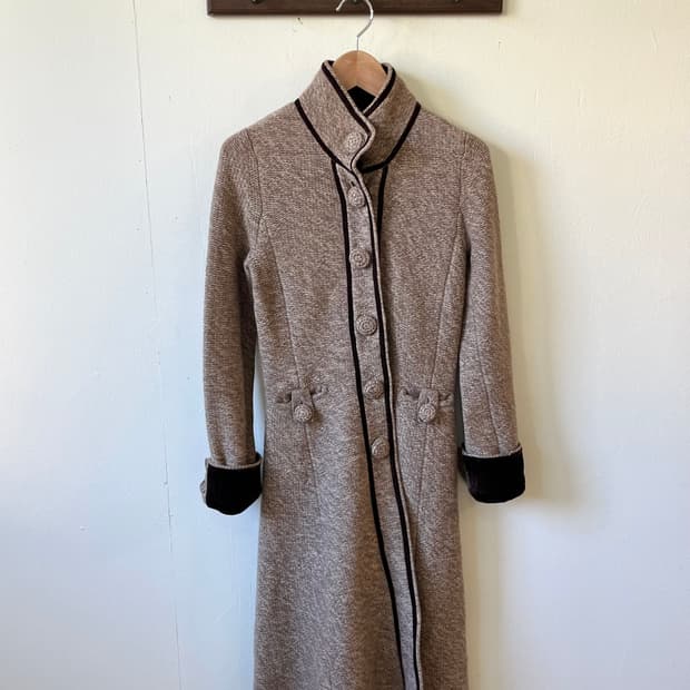 엠포리오 아르마니 앙고라 차이나 버튼업 코트