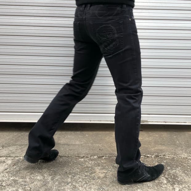 디젤 스컬 자수 블랙진