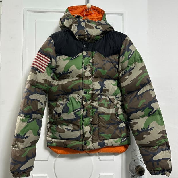 데님앤서플라이 성조기 카모 패딩