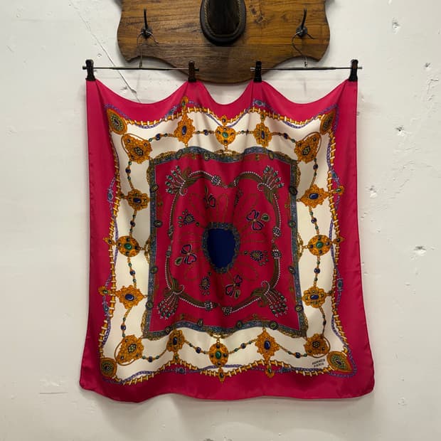 PARIS Hermès Silk Scarf