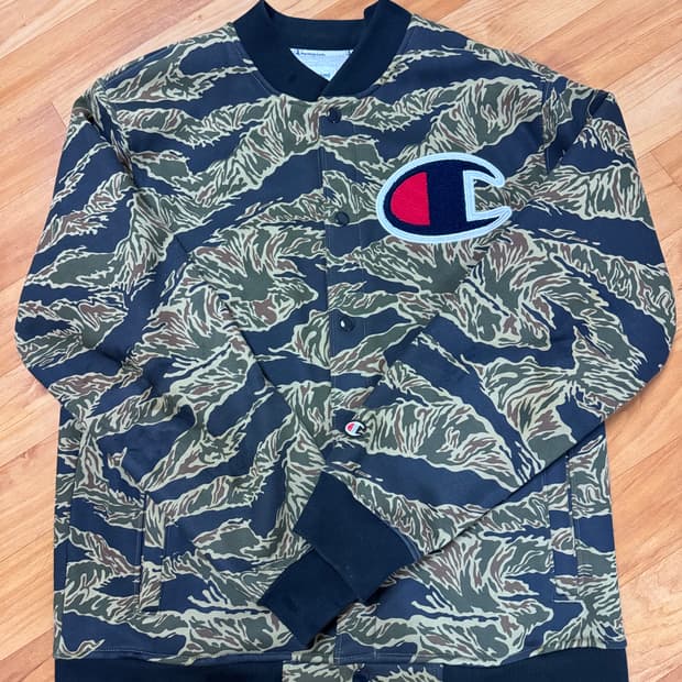 슈프림 X 챔피온 바시티 자켓