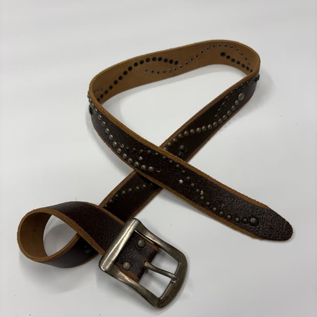 웨스턴 브라운 빈티지 펀칭 스터드 레더 벨트 Brown Vintage