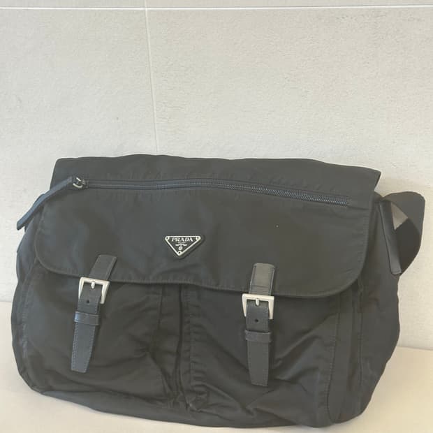정품 프라다 포코노 나일론 투포켓 크로스백 메신저백