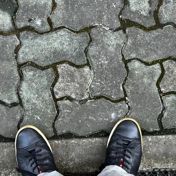 프라다 스니커즈 