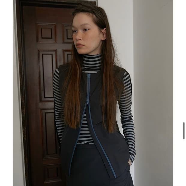 노컨텐츠 Windbreak vest_Charcoal