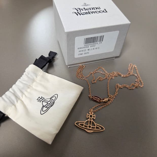 Vivienne Westwood 펜던트 핑크골드 목걸이