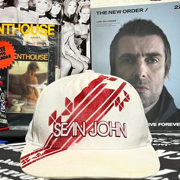🧢00’s Sean John Sample Hat