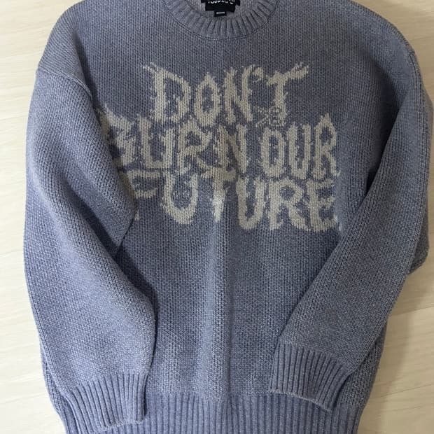 아조바이아조 니트 M