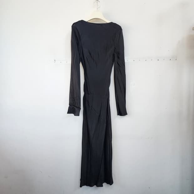  앤아더스토리즈 블랙 롱 원피스 셔링