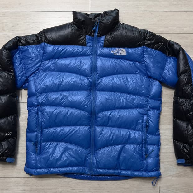노스페이스 800필 퍼텍스 경량 패딩(95)