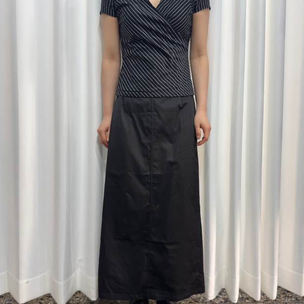 glossy long skirt