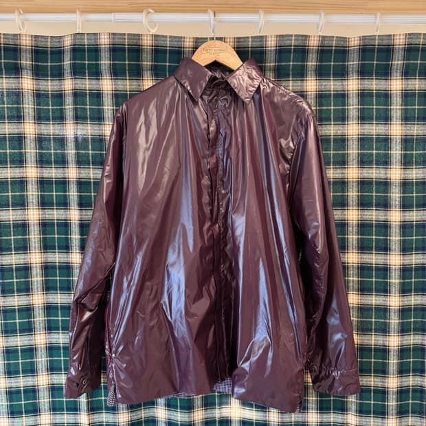 블레스 Nº77 Rainshirt Burgundy