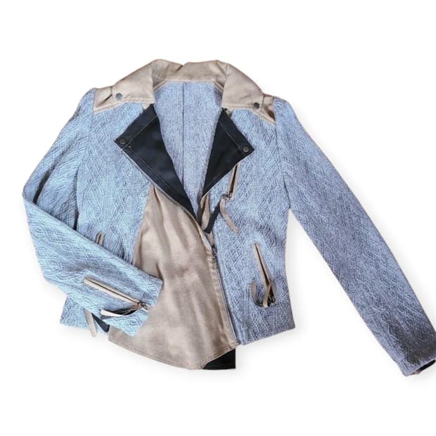 리츠코 시라하마 리컨스트럭트 자켓