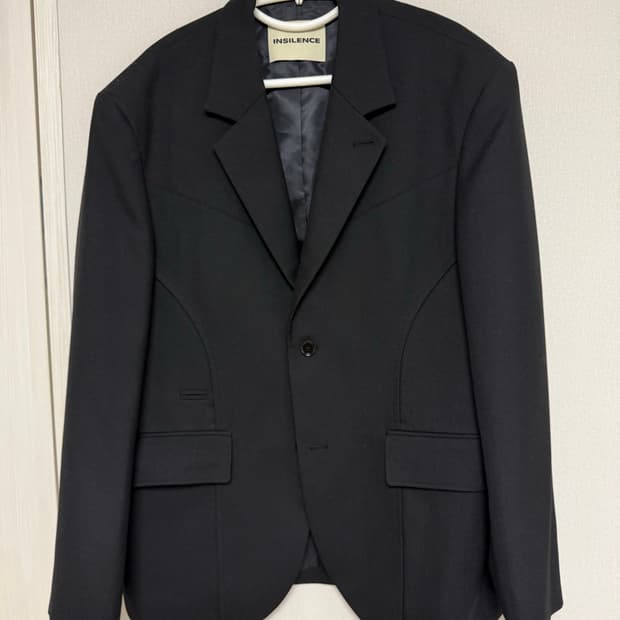 INSILENCE 블랙 테일러드 자켓 (L, 105)