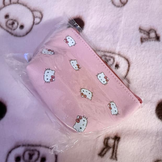 헬로키티 동전 파우치 새제품