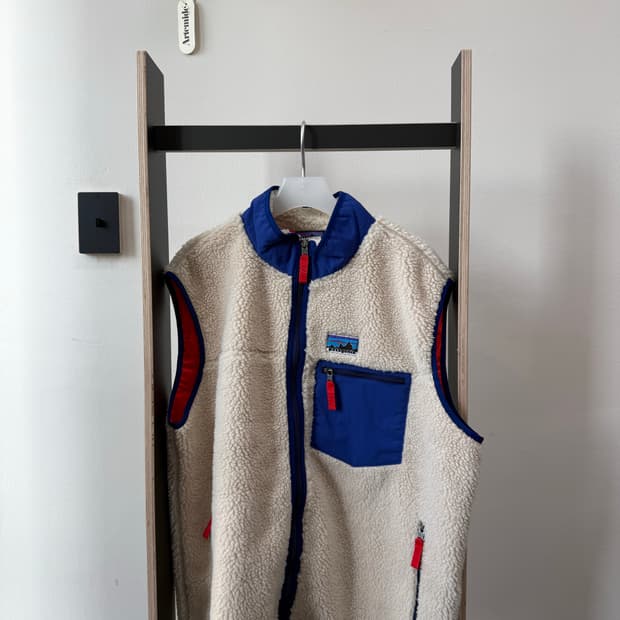 파타고니아 클래식 레트로X 다크 내츄럴