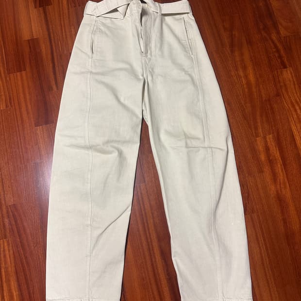 르메르 트위스트 벨티드 데님 팬츠 아이보리 m