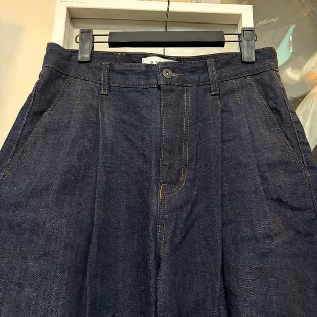 비슬로우 샐비지 와이드핏 투턱 28