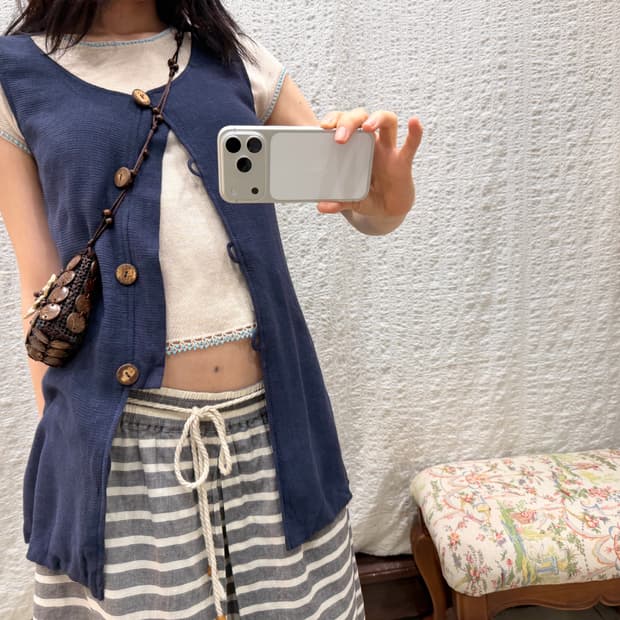 navy&oak knit vest