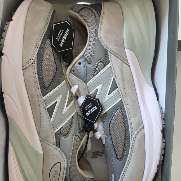 뉴발란스 990v6 그레이(새상품급)