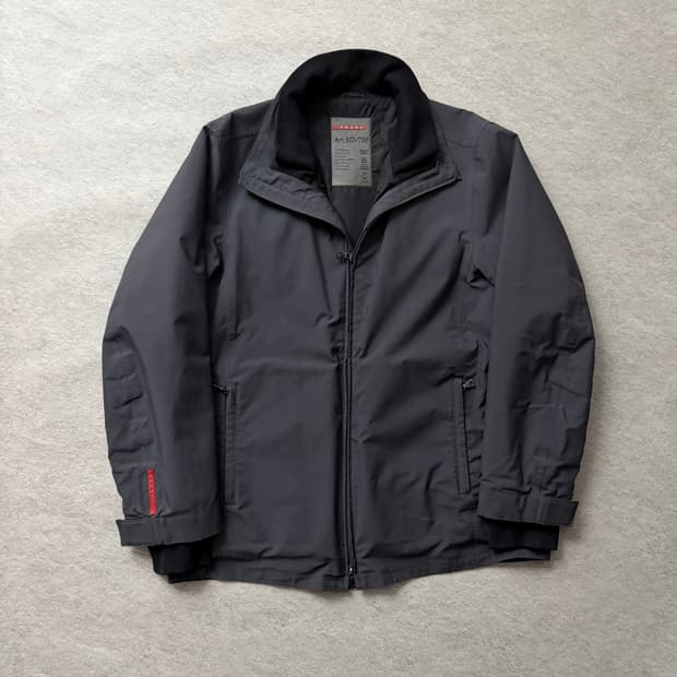 프라다 스포츠 레이어드 패딩 자켓