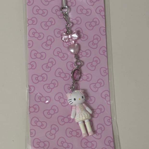 산리오 헬로키티 클로젯 컬렉션 롱다리 스트랩 키링 키티 발레리나