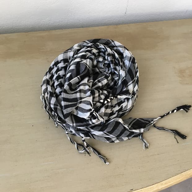  fringe point scarf