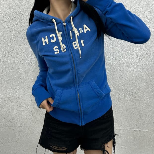 아베크롬비 센터로고 스카이블루 후드집업 M
