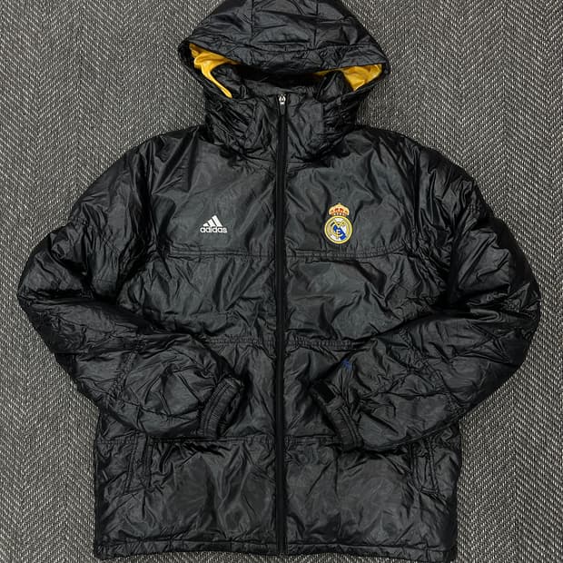 레알마드리드 패딩 블랙