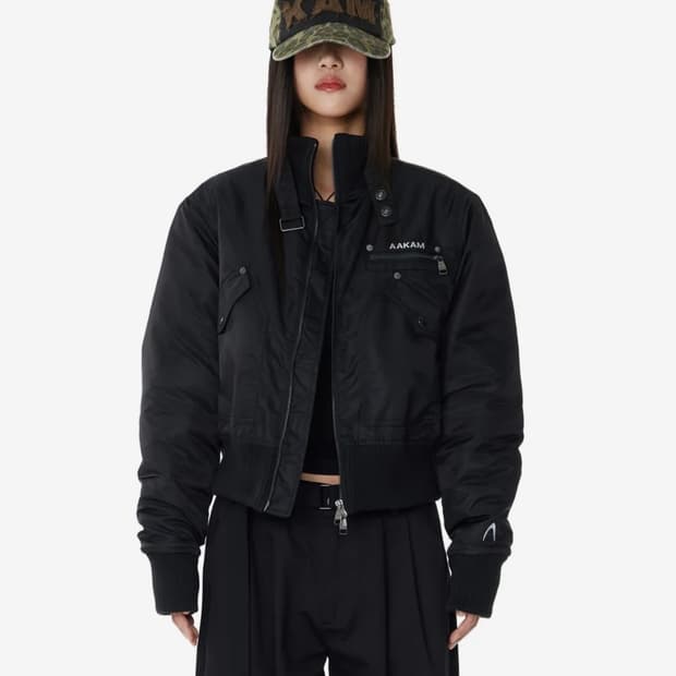 아캄 High-Neck Bomber Jacket