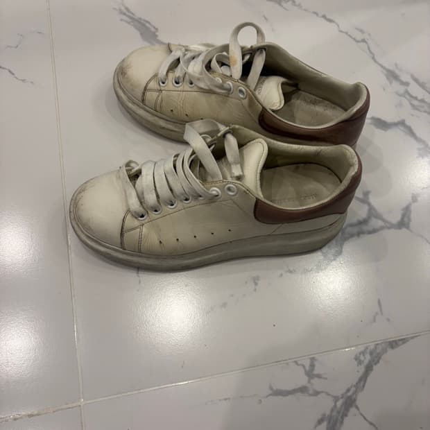 39.5) 알렉산더맥퀸 오버솔 스니커즈