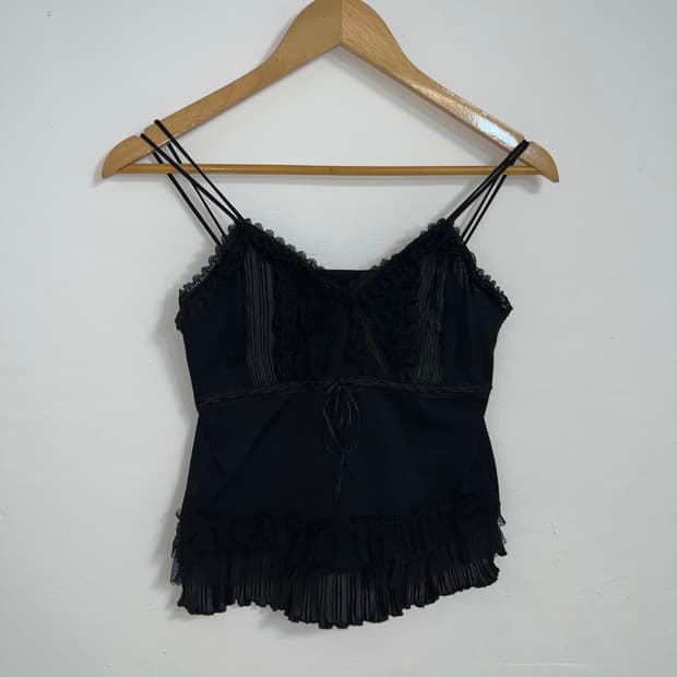 블랙 레이스 슬리브리스