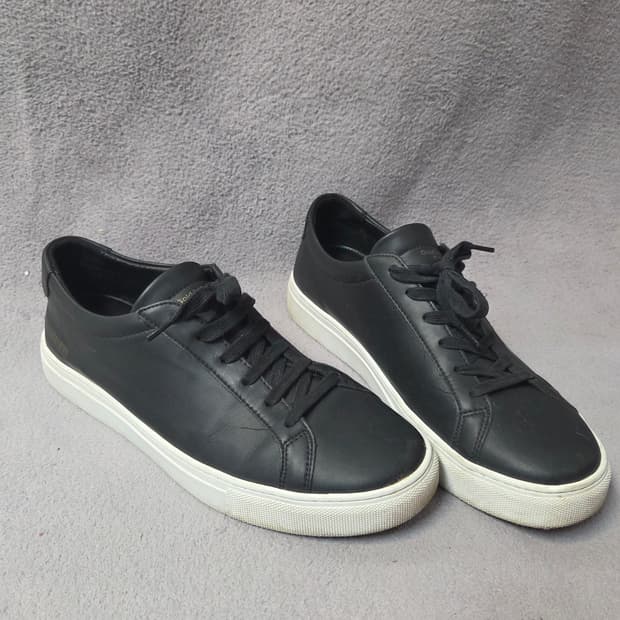 (270)
P-31 골드라벨 블랙 스니커즈
남