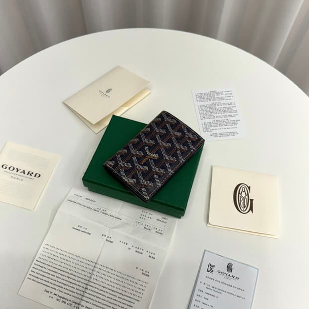 [정품] 고야드 생피에르 지갑 네이비