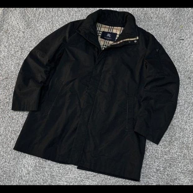 버버리 블랙 점퍼 자켓