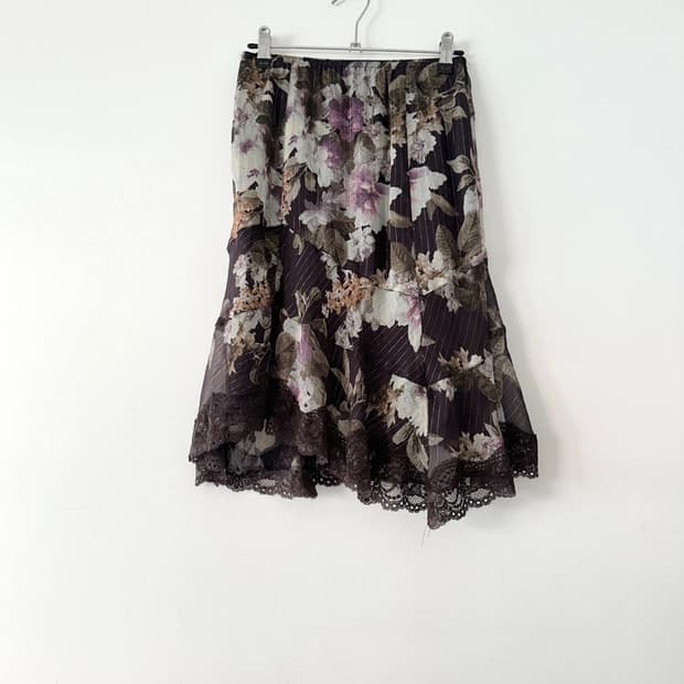 Blossom unbal lace skirt / brown