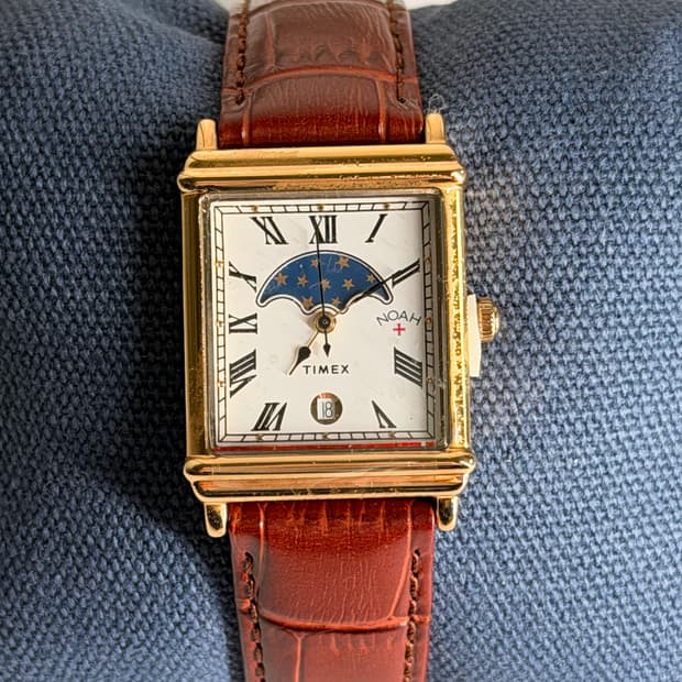 Timex Noah 문페이즈 새상품