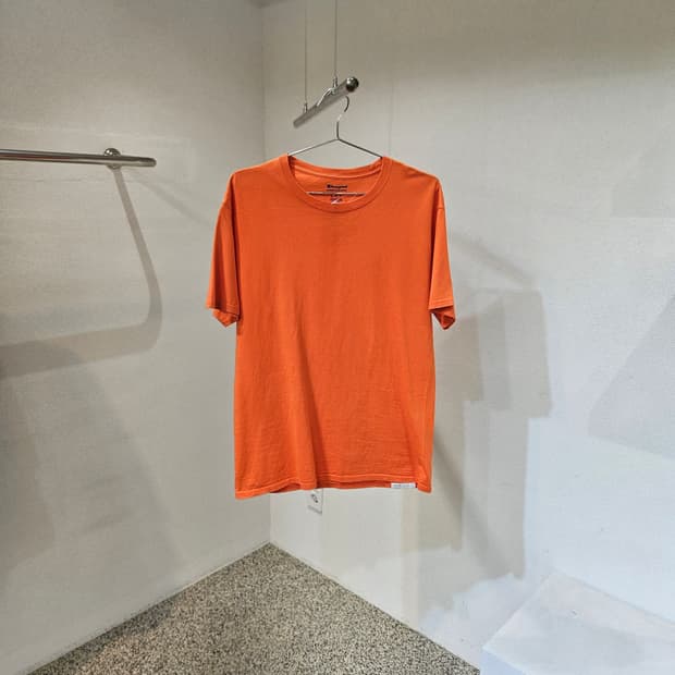 챔피온 반팔 티셔츠