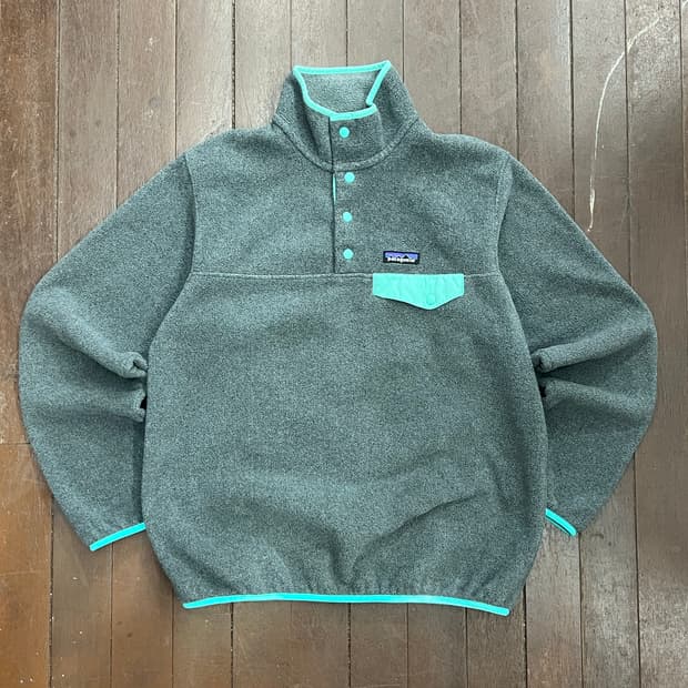 파타고니아 신칠라 후리스