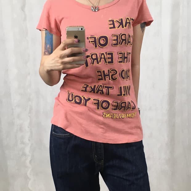 TOMBOY JEANS lettering pink top