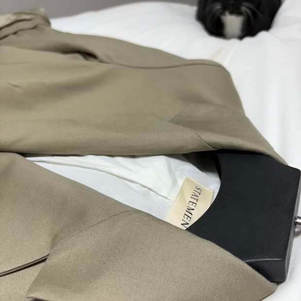 스테이트먼트 자켓 베이지